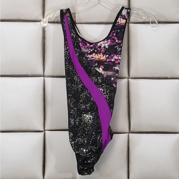 Capezio dance leotard    - Picture 2 of 7